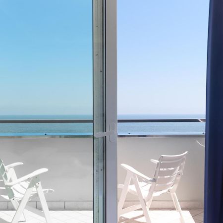 Hotel Oriente Milano Marittima Exterior photo